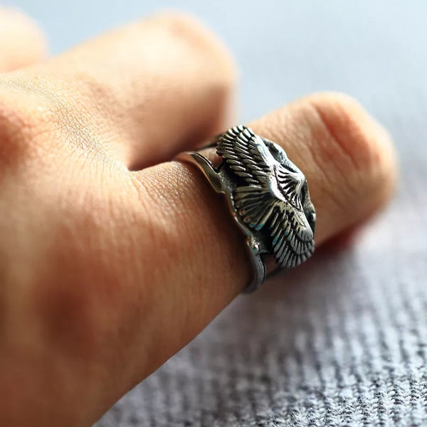 Stainless Steel Swerving Eagle Ring